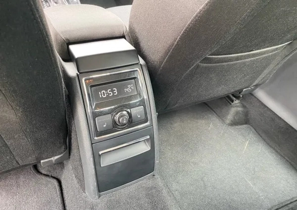 Skoda Superb cena 38500 przebieg: 303000, rok produkcji 2012 z Krotoszyn małe 137